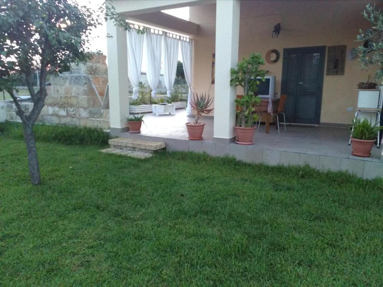 Villetta Dote Casarano Bagian luar foto