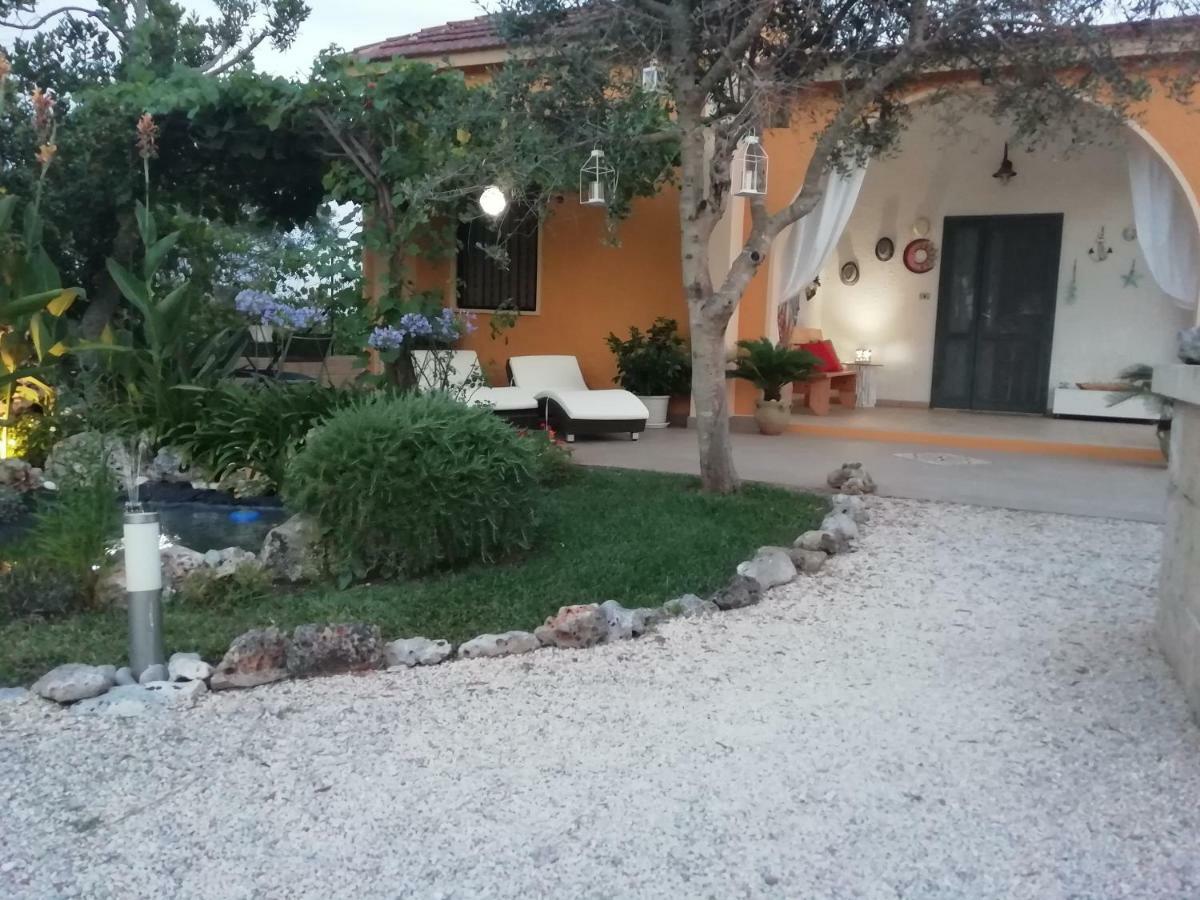 Villetta Dote Casarano Bagian luar foto