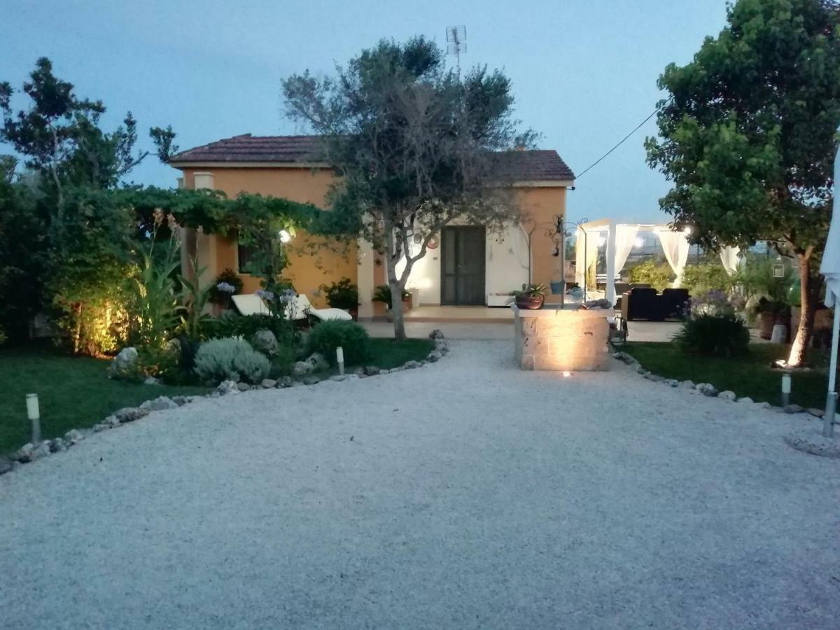 Villetta Dote Casarano Bagian luar foto