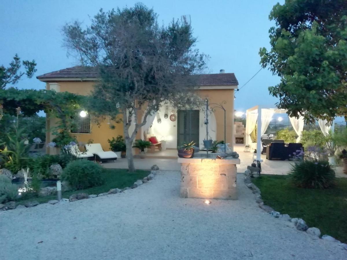 Villetta Dote Casarano Bagian luar foto