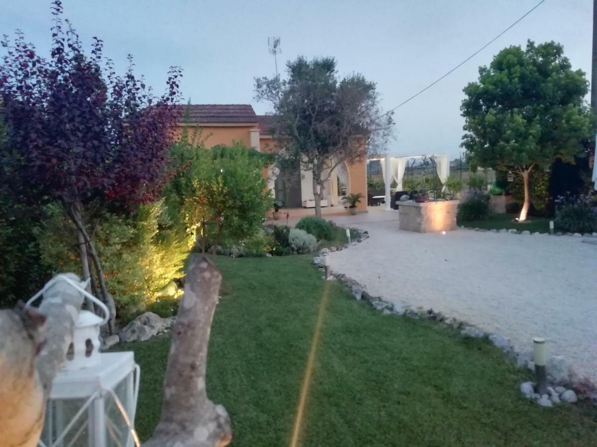 Villetta Dote Casarano Bagian luar foto